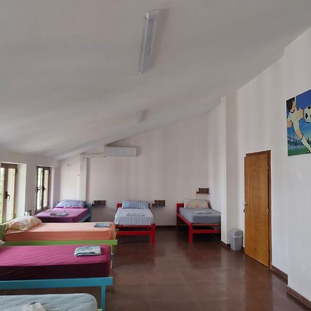 Tias Hostel Shkodra Exterior foto
