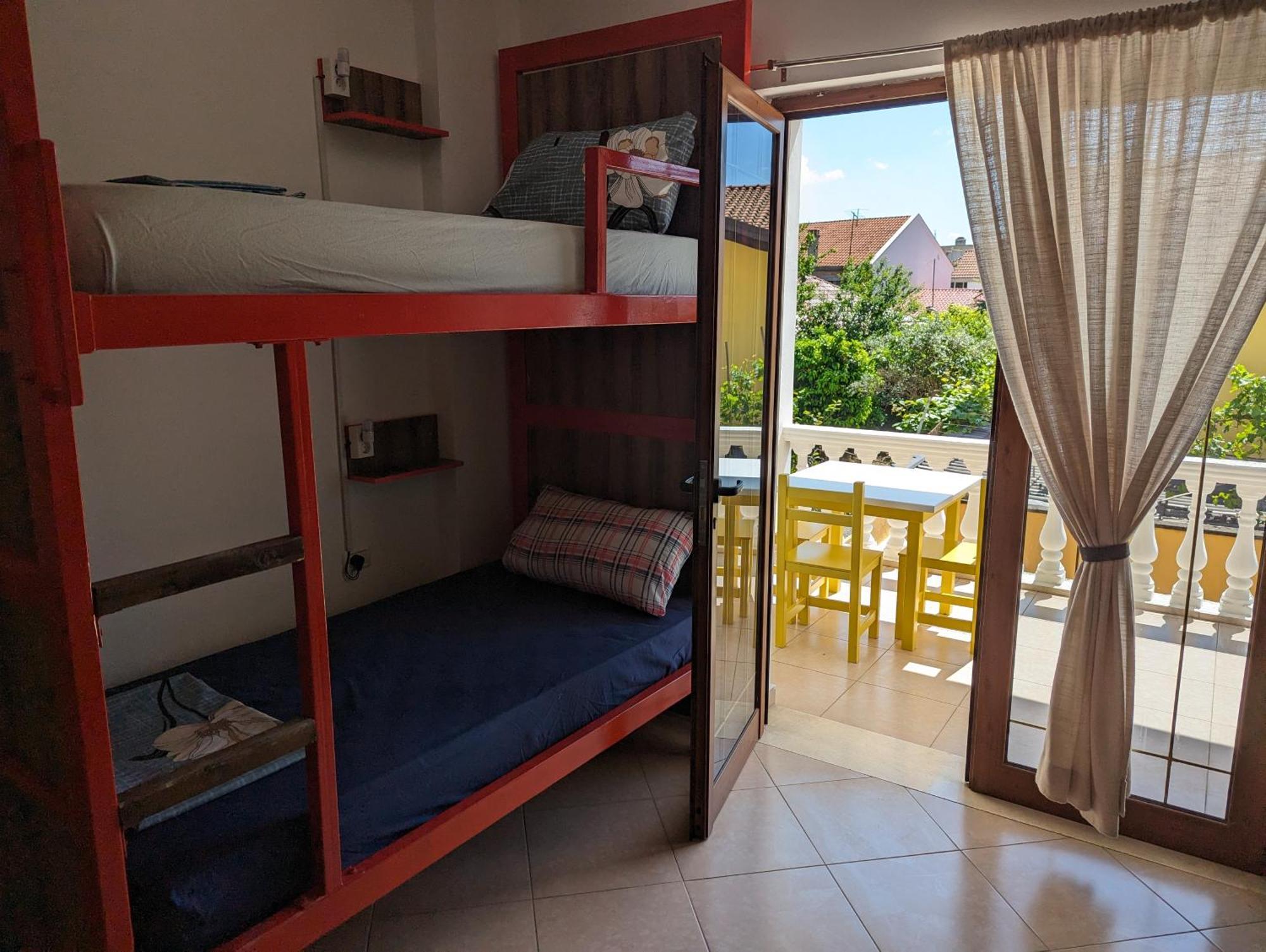 Tias Hostel Shkodra Exterior foto